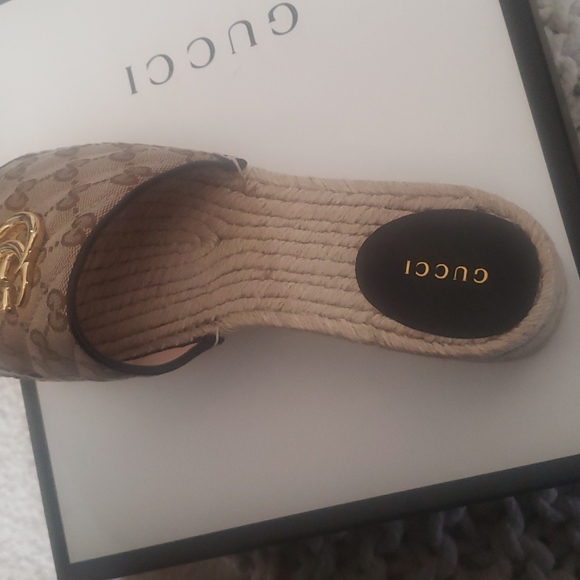 Gucci Beige/Ebony Marmount GG Espadrille Wedge Sandals - Picture 4 of 9